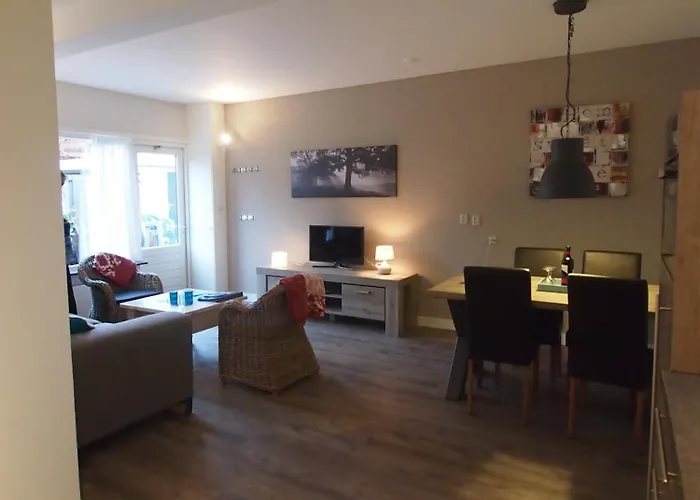 Wilhelminastraat 21 Vakantiehuis *