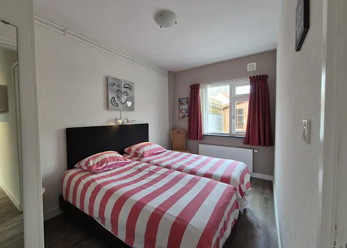 Wilhelminastraat 21 * Эгмонд-ан-Зее